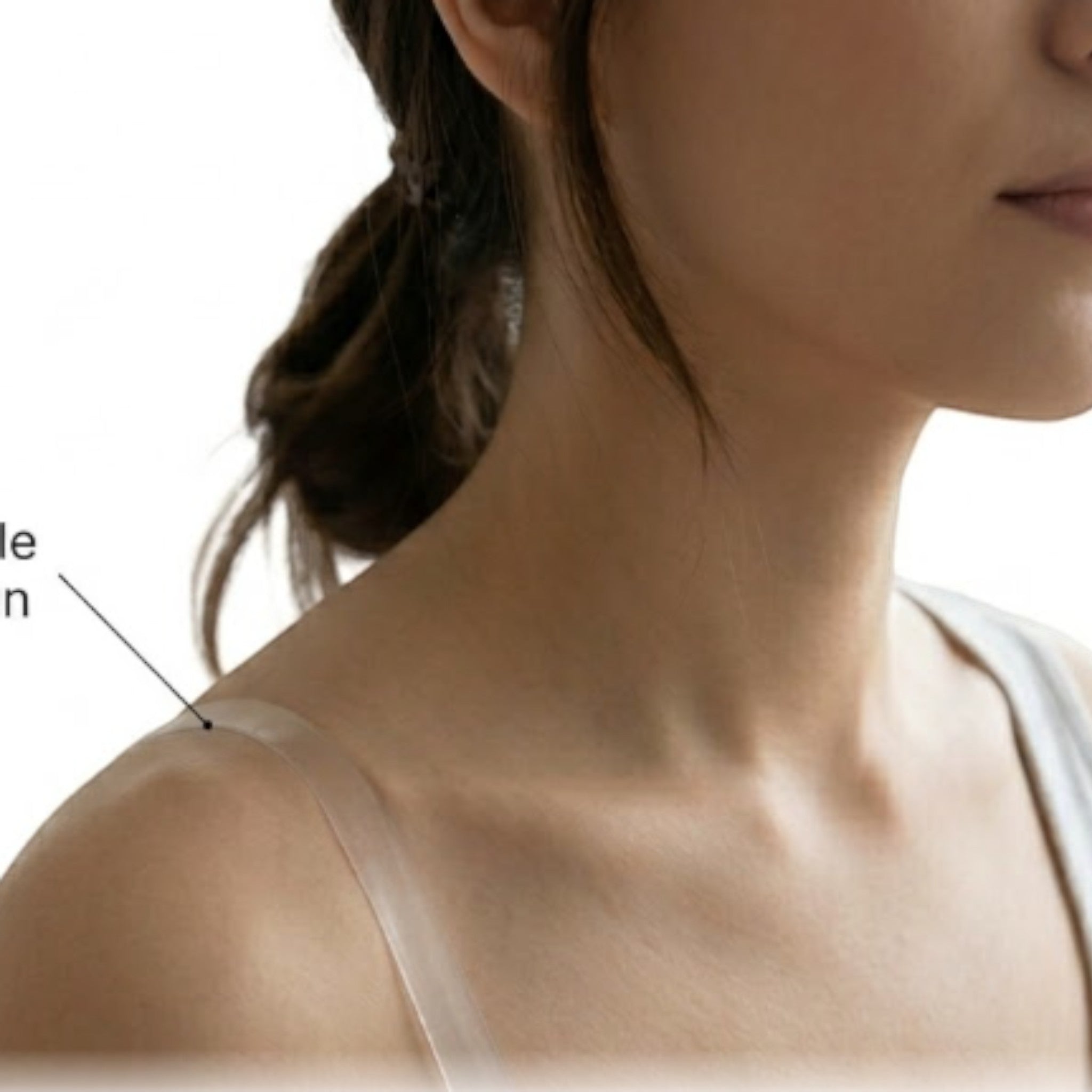 Stella's Corset invisible clear bra straps made of silicone for a seamless look with any outfit.